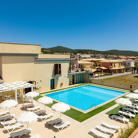 Modern Furnished House In Apartment Villasimius